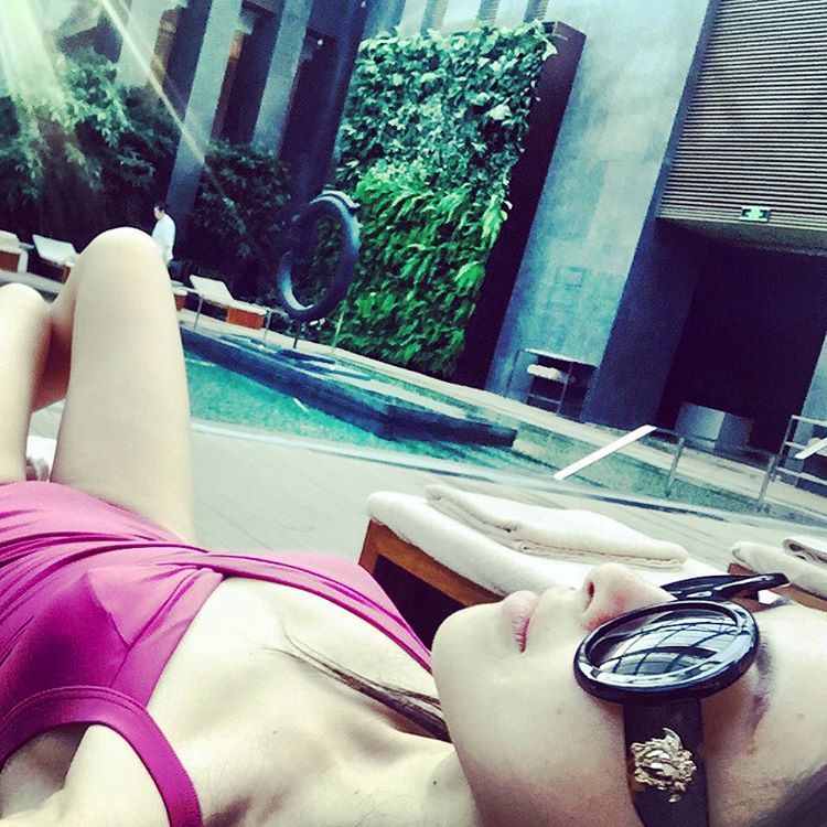 Zhu-Zhu-Topless-4