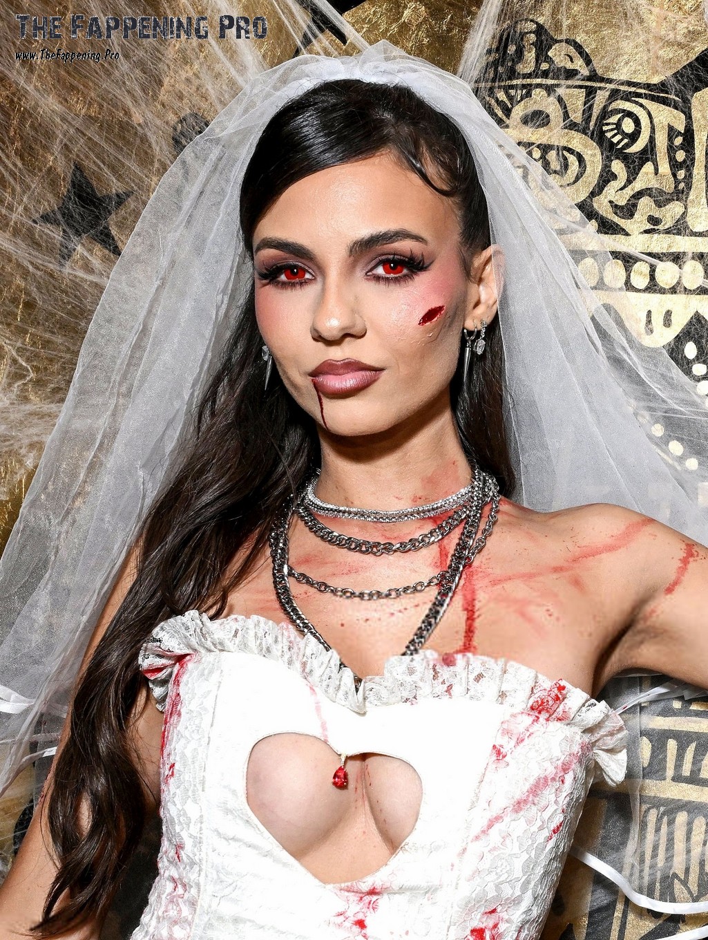 victoria-justice-sexy-thefappeningpro-10 Victoria Justice Sexy Halloween 2025