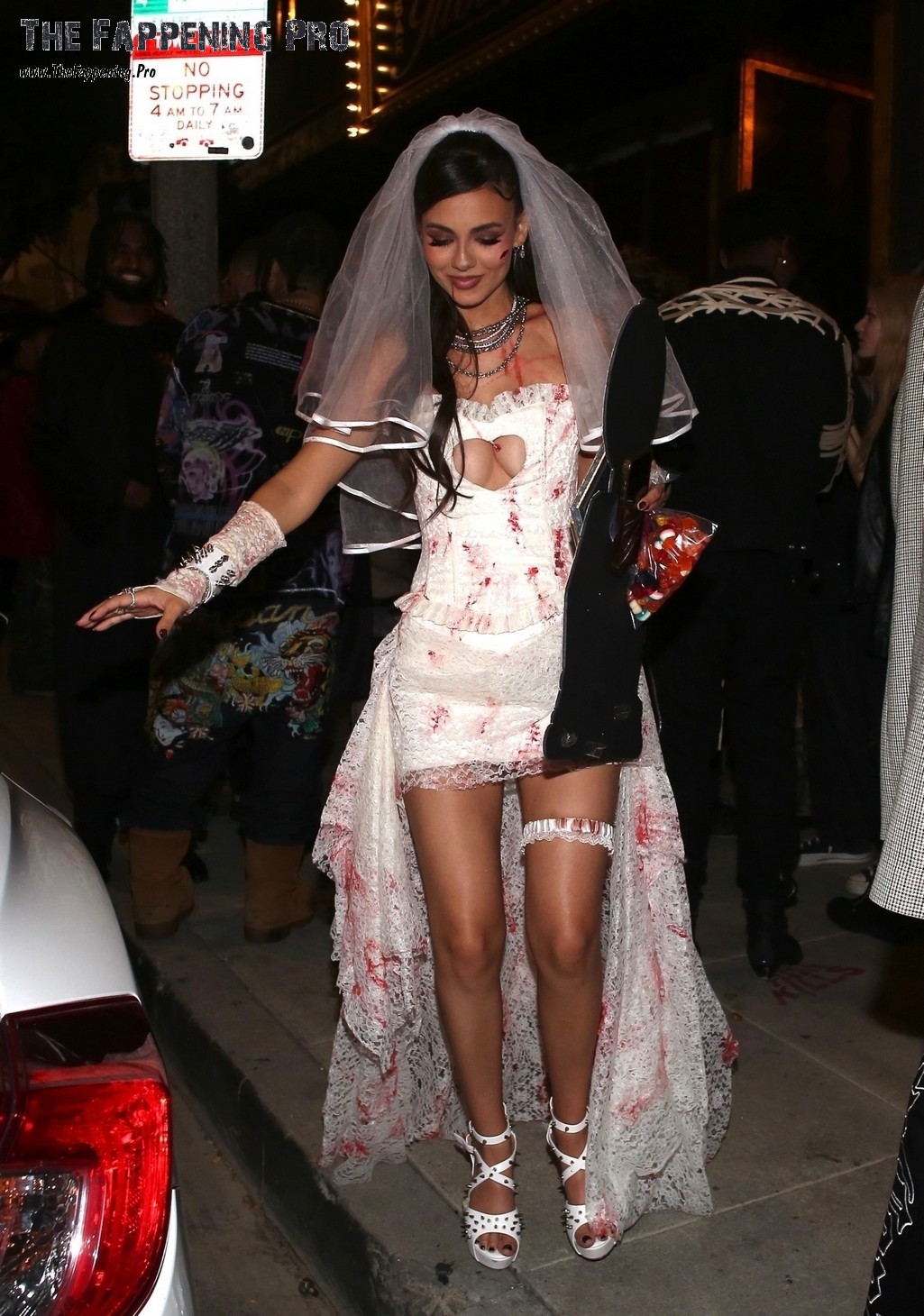 victoria-justice-sexy-thefappeningpro-5 Victoria Justice Sexy Zombie-Bride