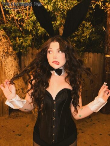 Sammi Hanratty Sexy For Halloween 2025 (5 Photos) 23 Sammi Hanratty Sexy TheFappeningPro 1 624x832 1