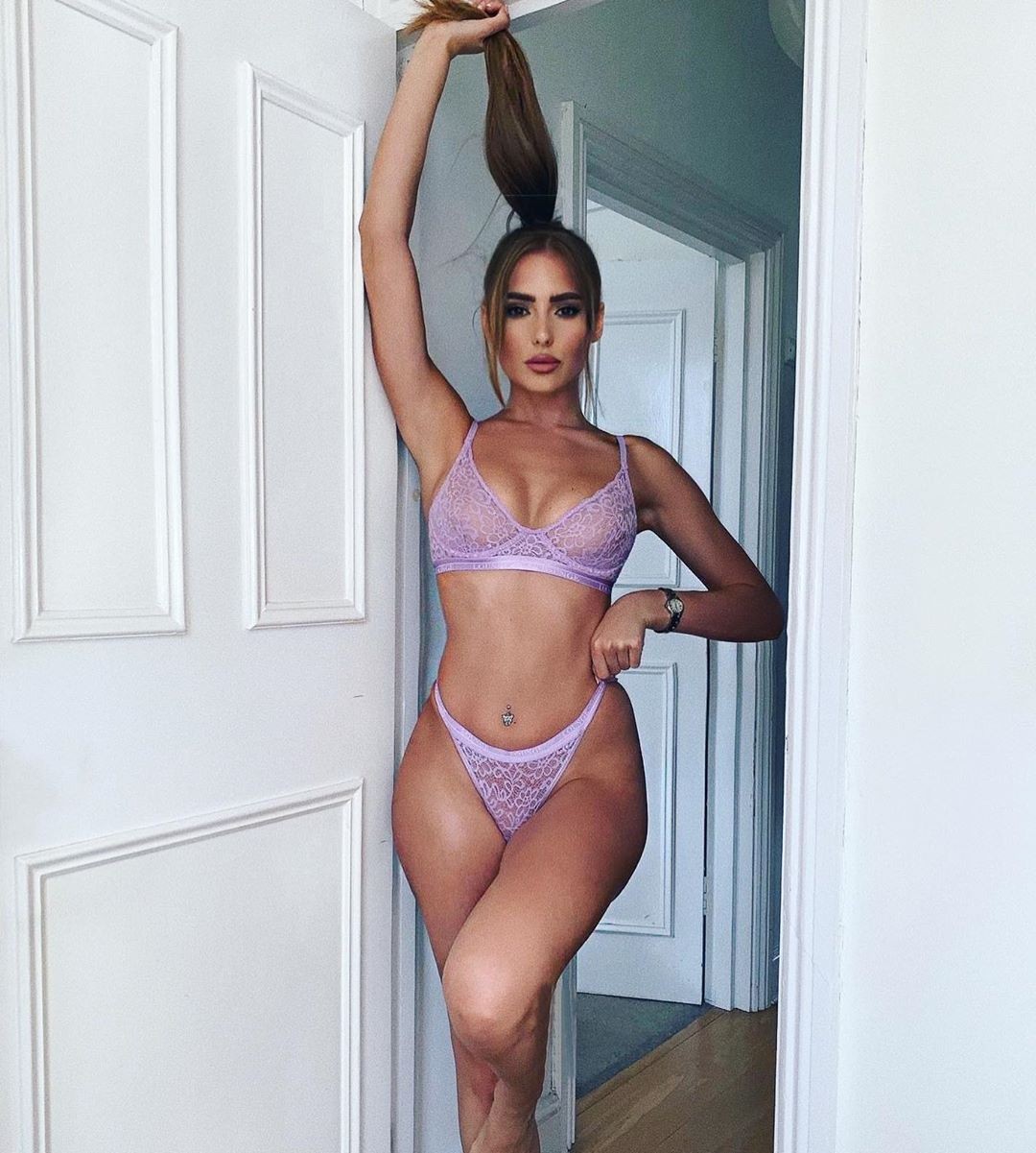 georgie clarke hot photos in lace lace lingerie thefappening pro 7