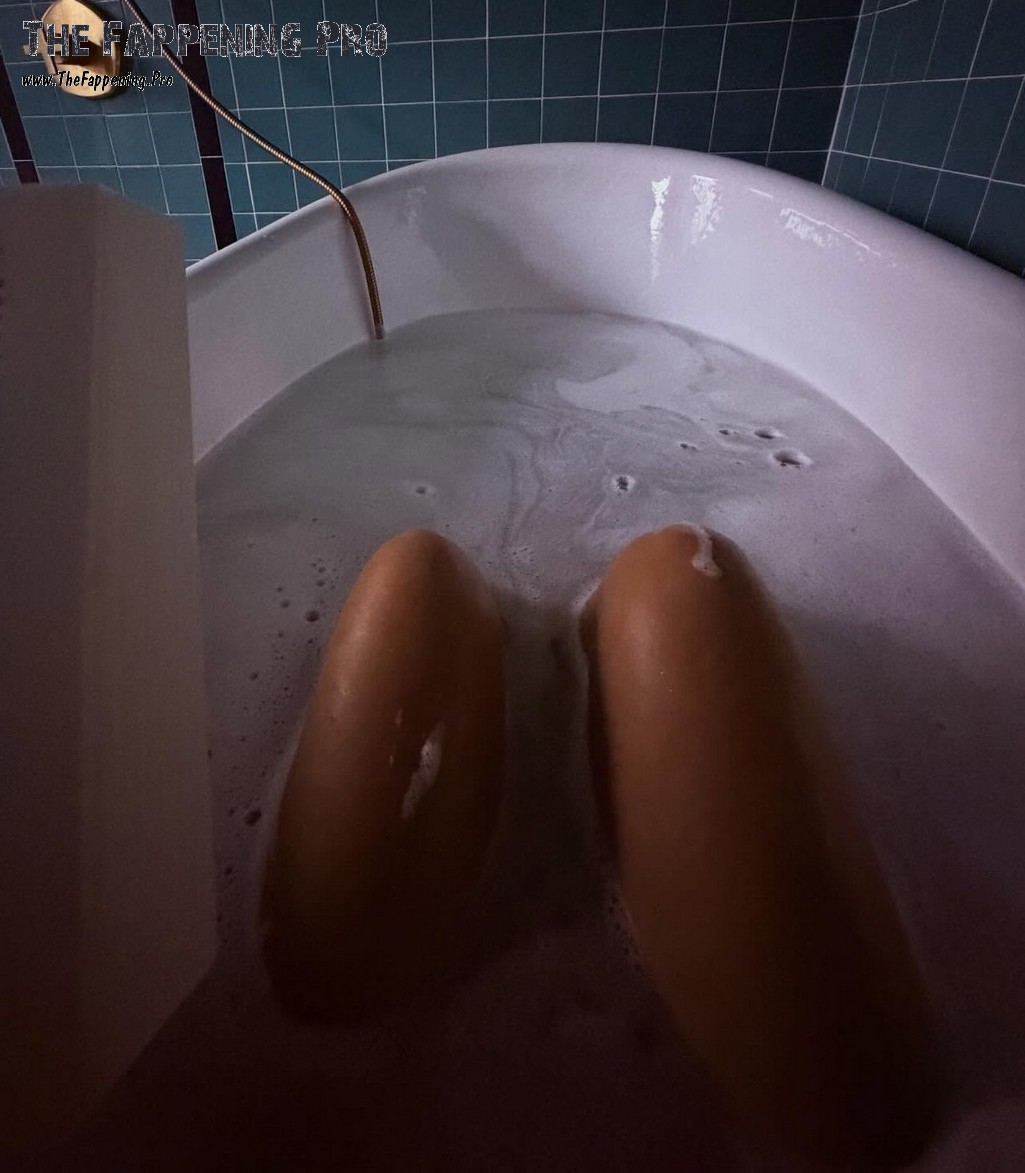 emily ratajkowski sexy thefappening cfd 5