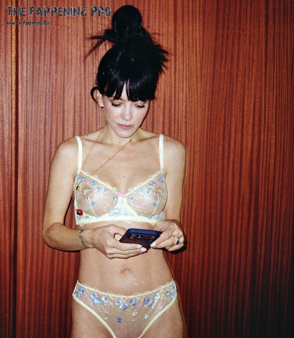 Lily Allen Hot
