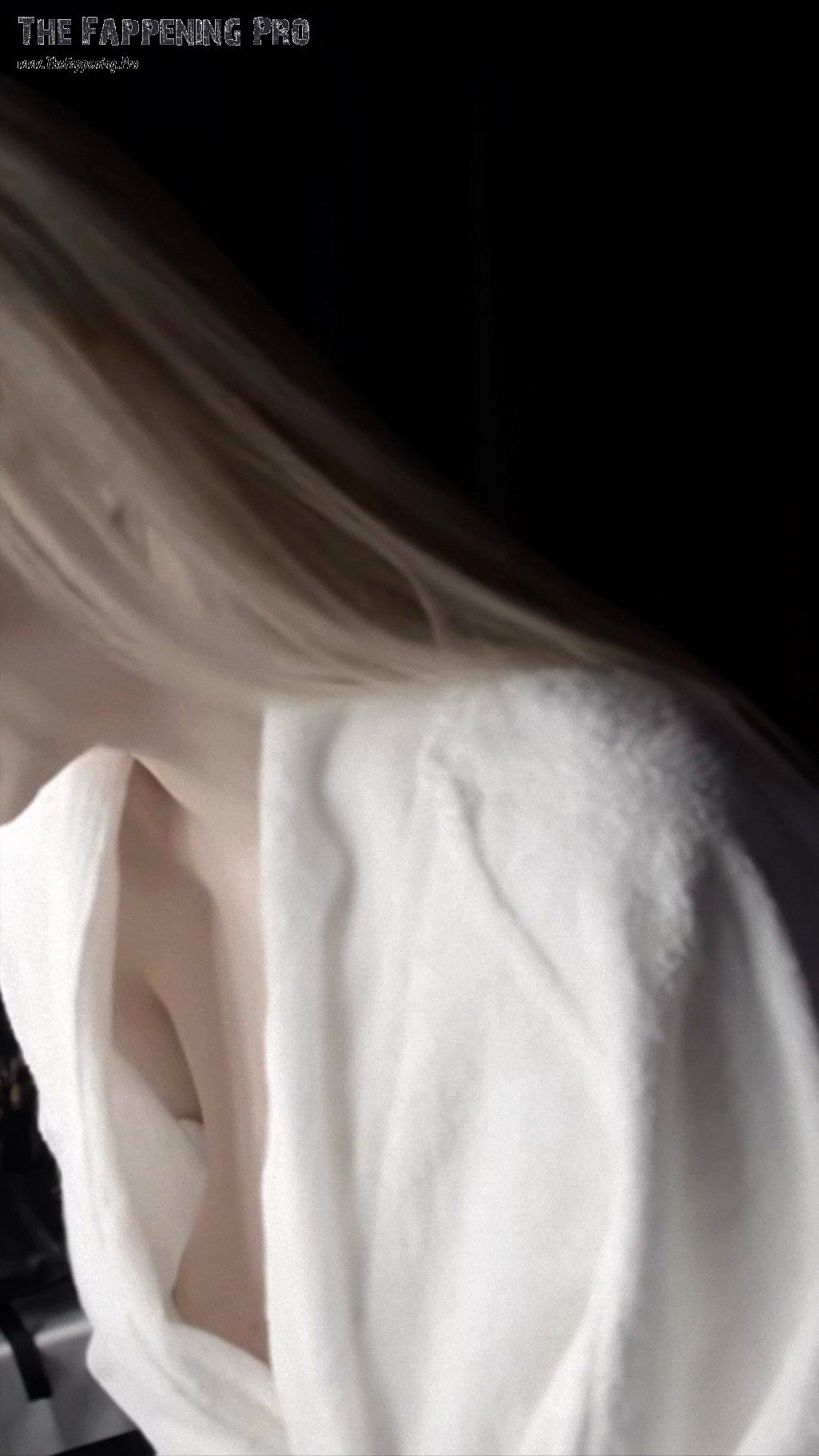 Anya Taylor-Joy Topless